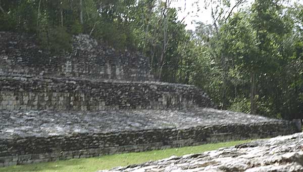 Becan: ballcourt