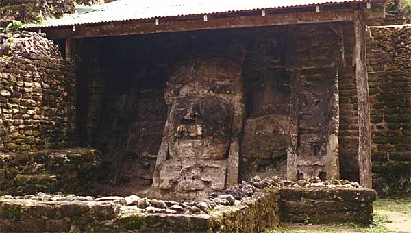 Lamanai, Str. N9-56