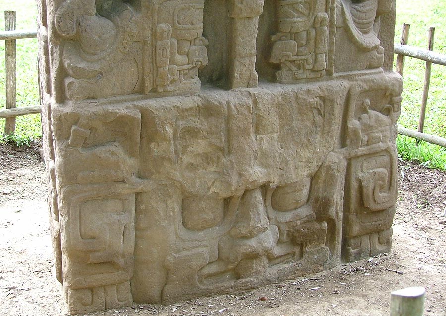Quirigua: Stela D