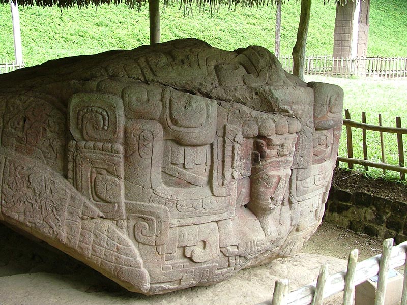 Quirigua: Monument x