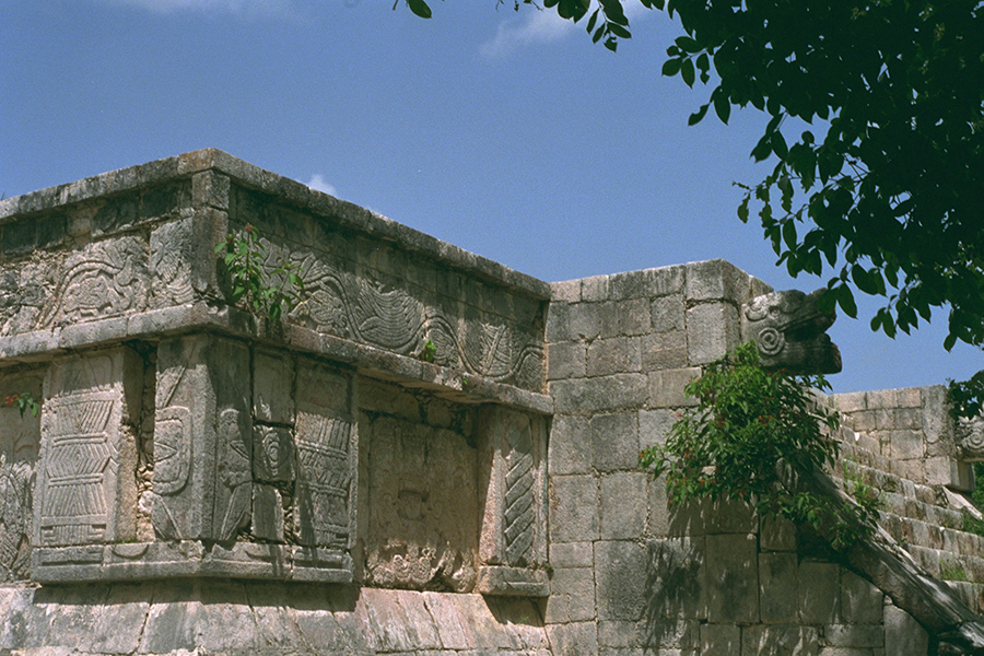 Corner detail of the Venus Platform