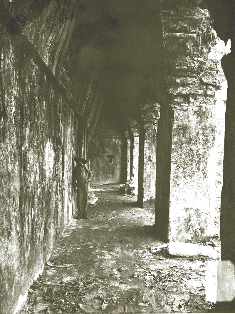 Maudslay’s 1890 photo of the western corridor of House D