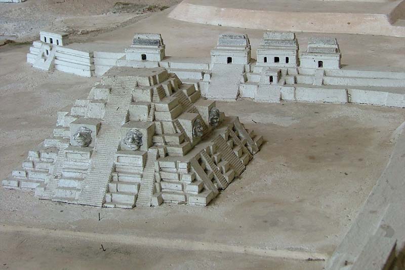 Tikal: Pyramid of the Lost World