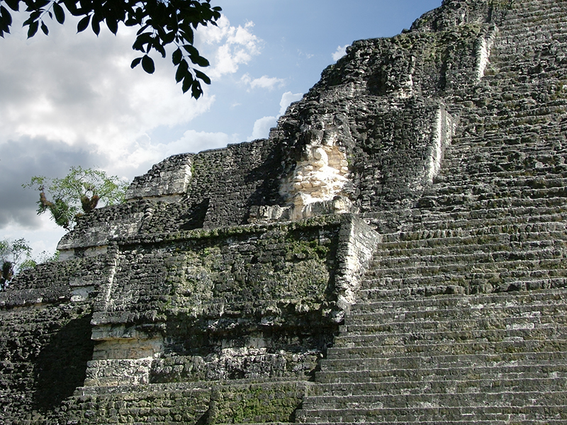 Tikal: Pyramid of the Lost World