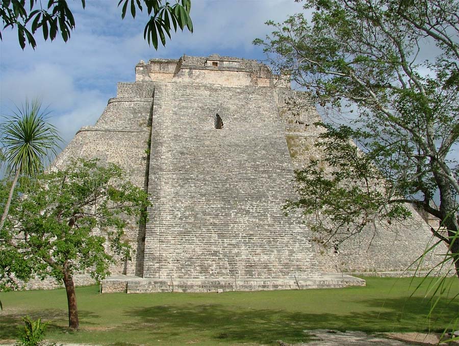 Uxmal, Photo of Pyramid of the Magician