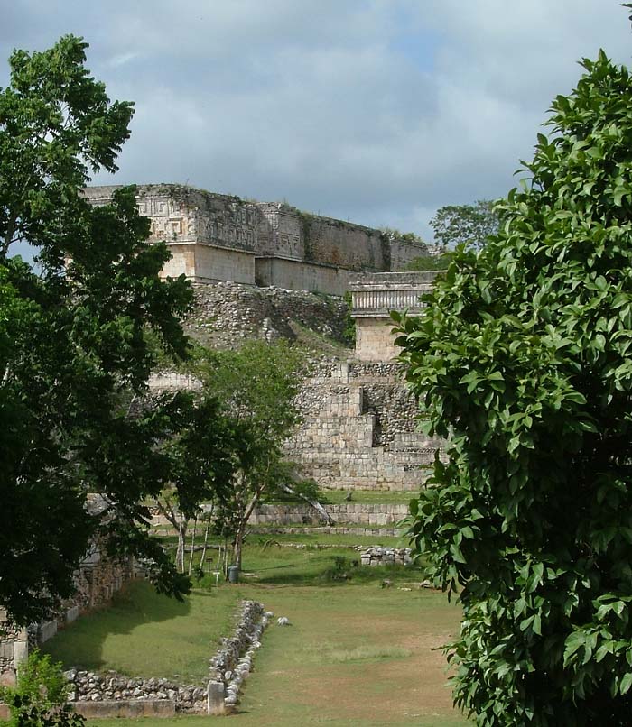 Photo showing differences in platform height between Governor’s Palace, the House of the Turtles, and the Ballcourt